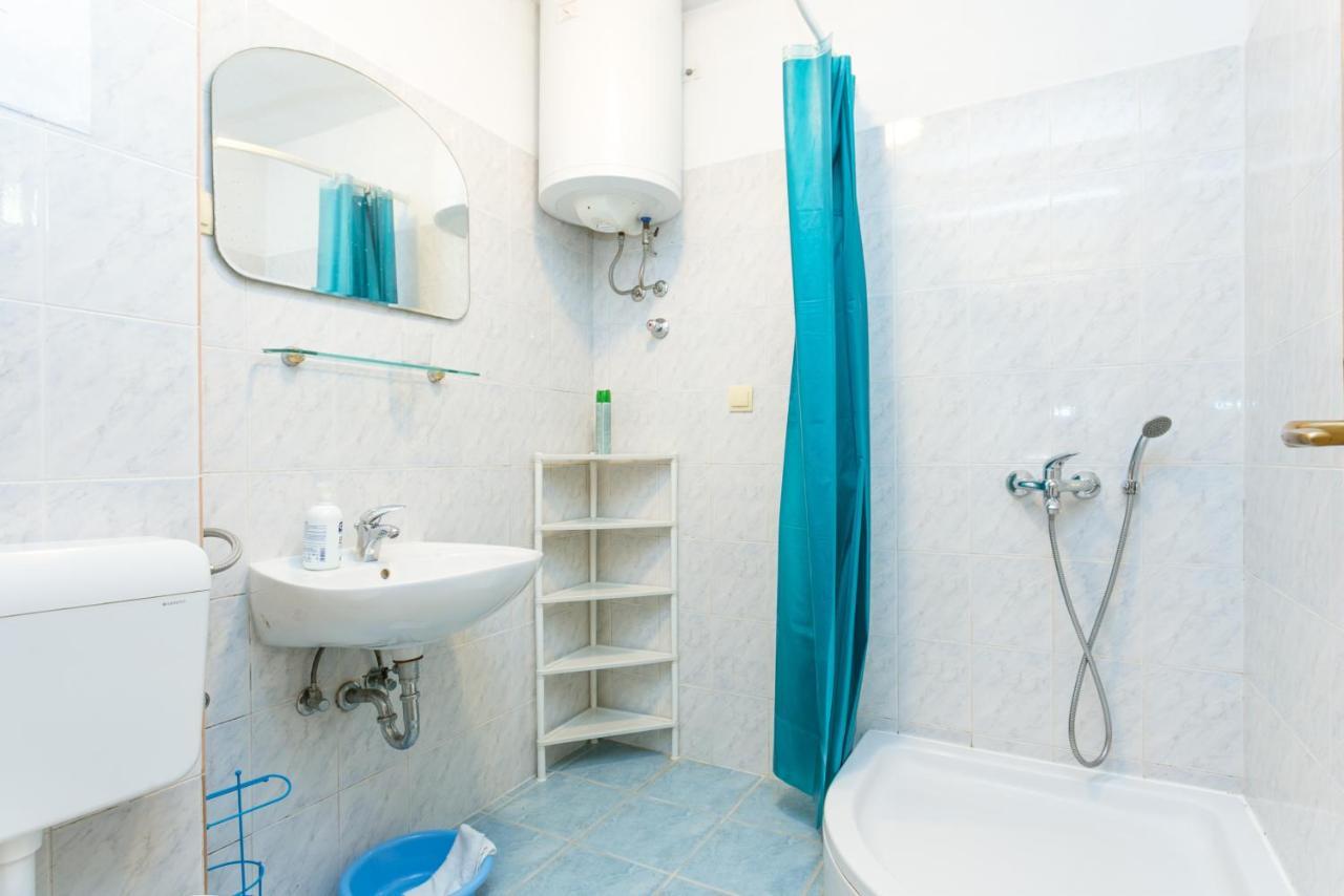 Apartments By The Sea Zivogosce - Porat, Makarska - 20207 Ігране Екстер'єр фото